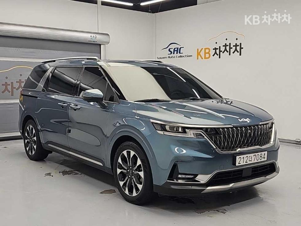 Kia Carnival — miniaturë 4