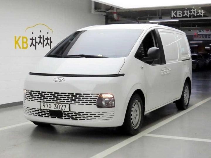 Hyundai Staria 2.2 카고 3 스마트 — foto 1