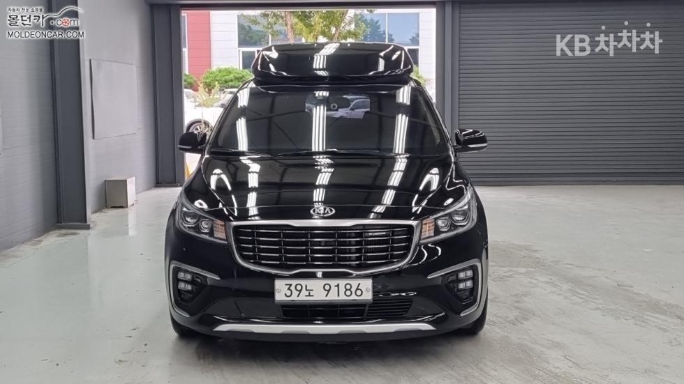 Kia Carnival — miniaturë 3