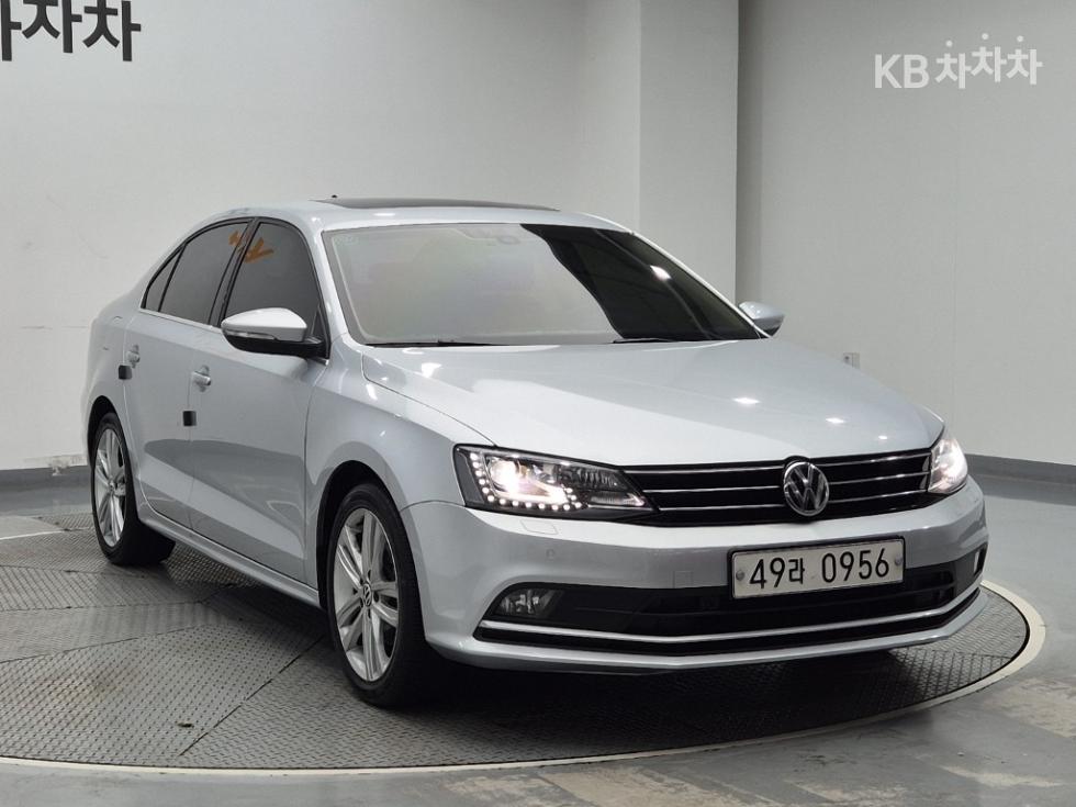 Volkswagen Jetta — miniaturë 4