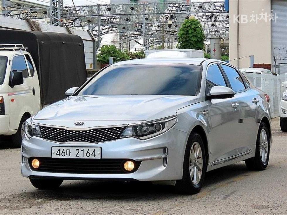 Kia K5 — miniaturë 2