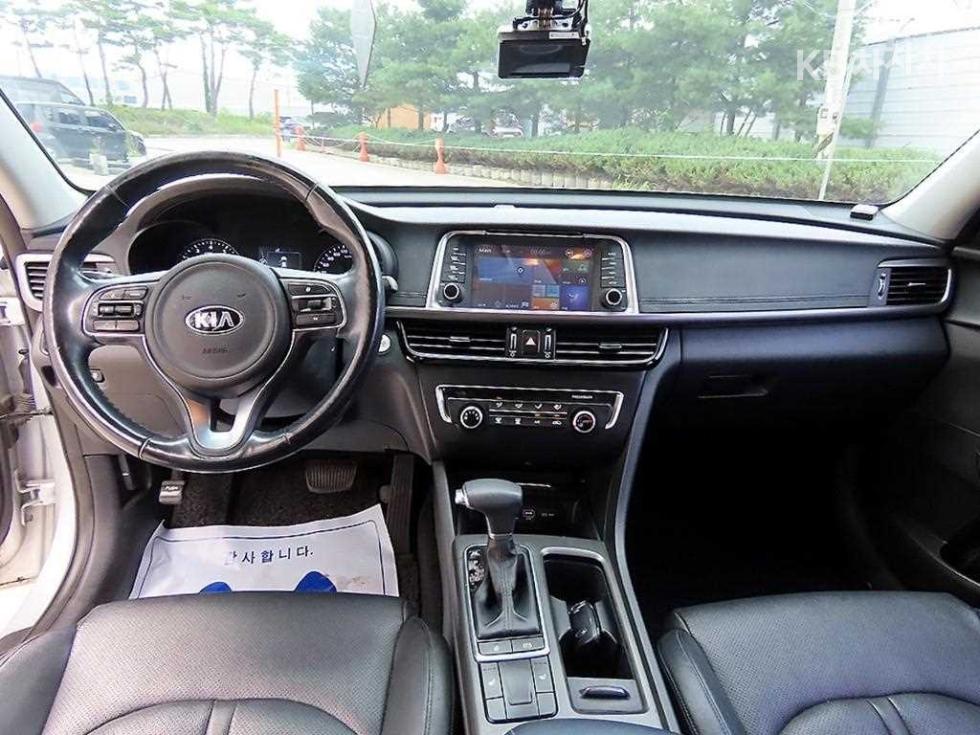 Kia K5 — miniaturë 7