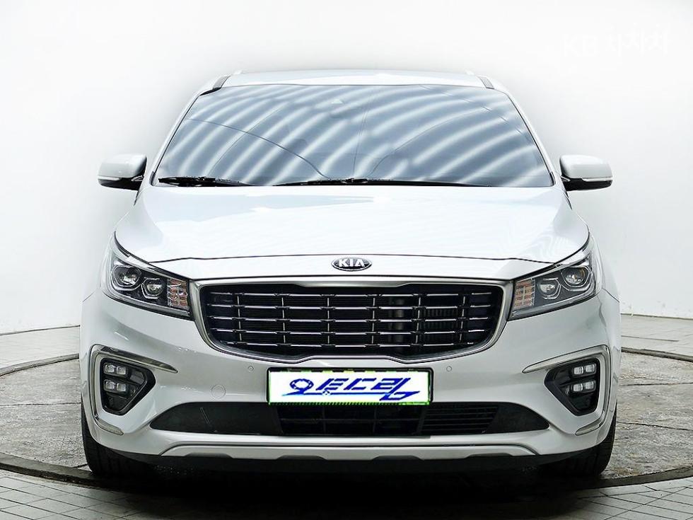Kia Карнивал