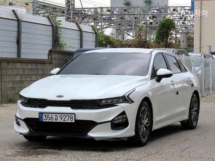 Kia K5 — miniaturë 2