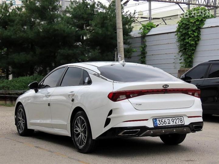 Kia K5 — miniaturë 3
