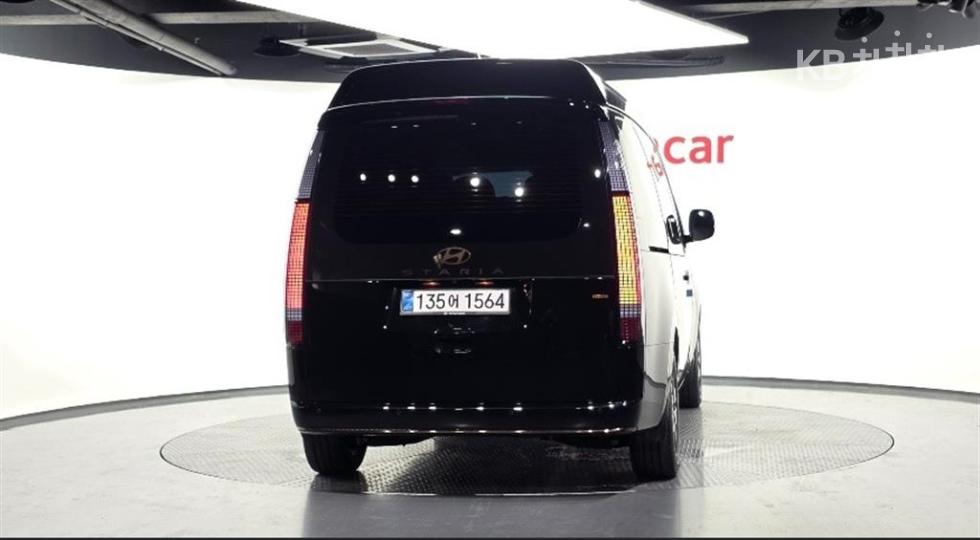 Hyundai Staria — miniaturë 4