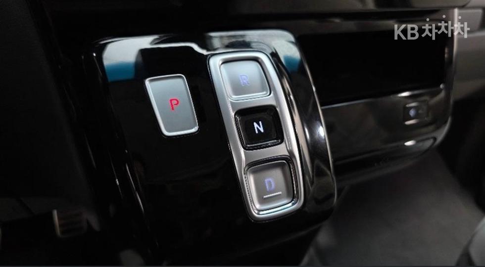 Hyundai Staria — miniaturë 9
