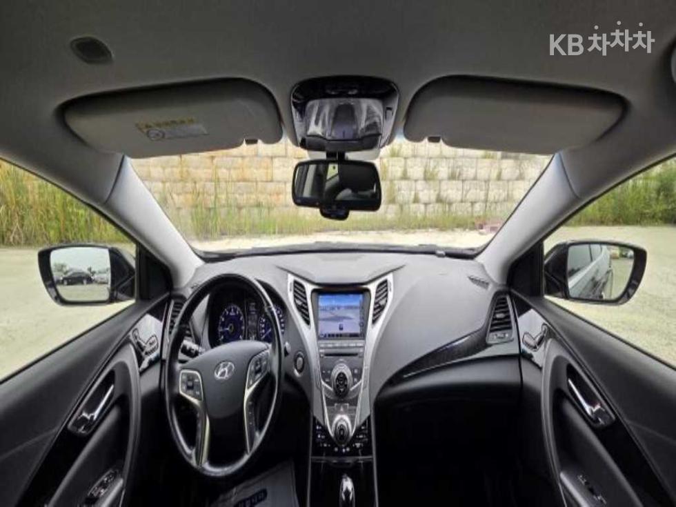 Hyundai Grandeur — miniaturë 7