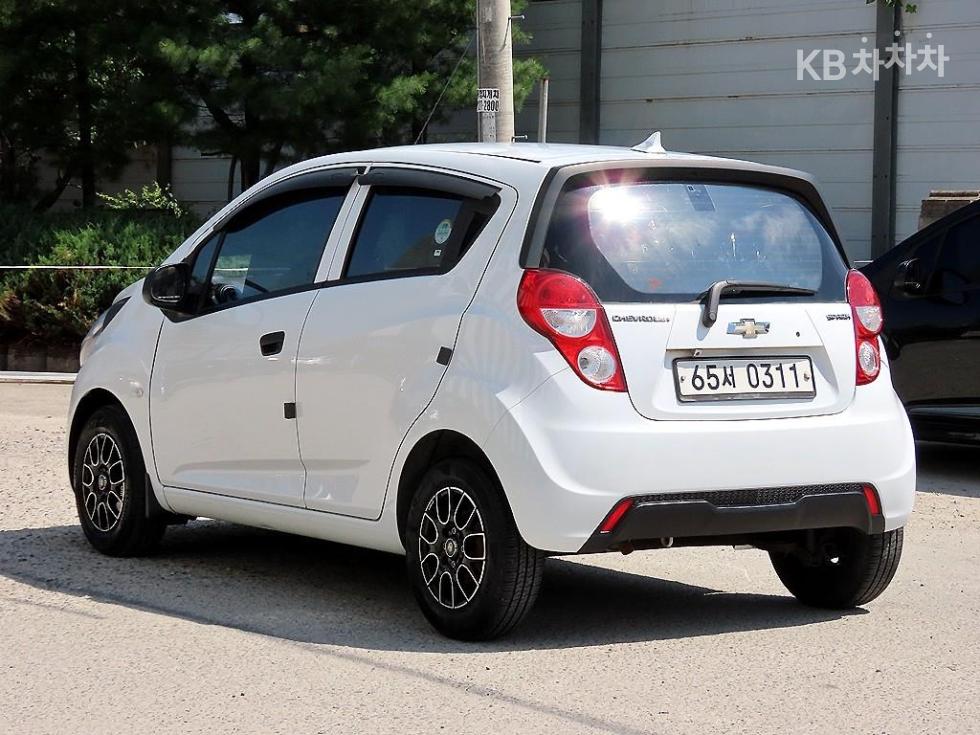 Chevrolet Spark — miniaturë 3
