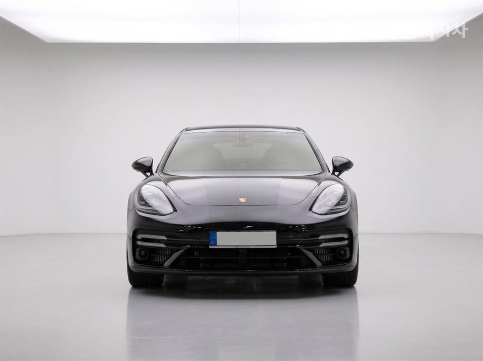 Porsche Panamera — miniaturë 4