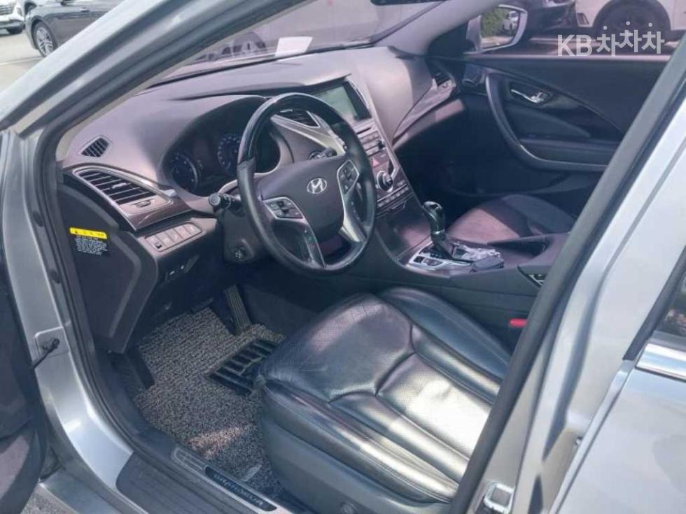 Hyundai Grandeur — miniaturë 8