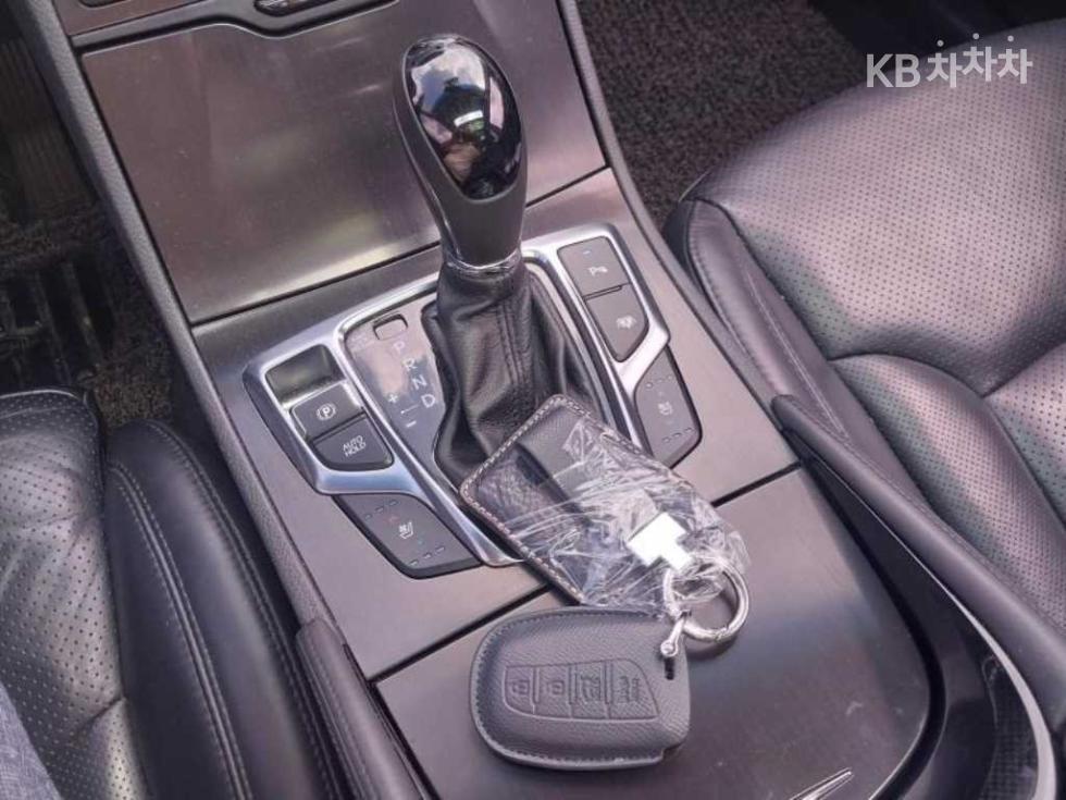 Hyundai Grandeur — miniaturë 13