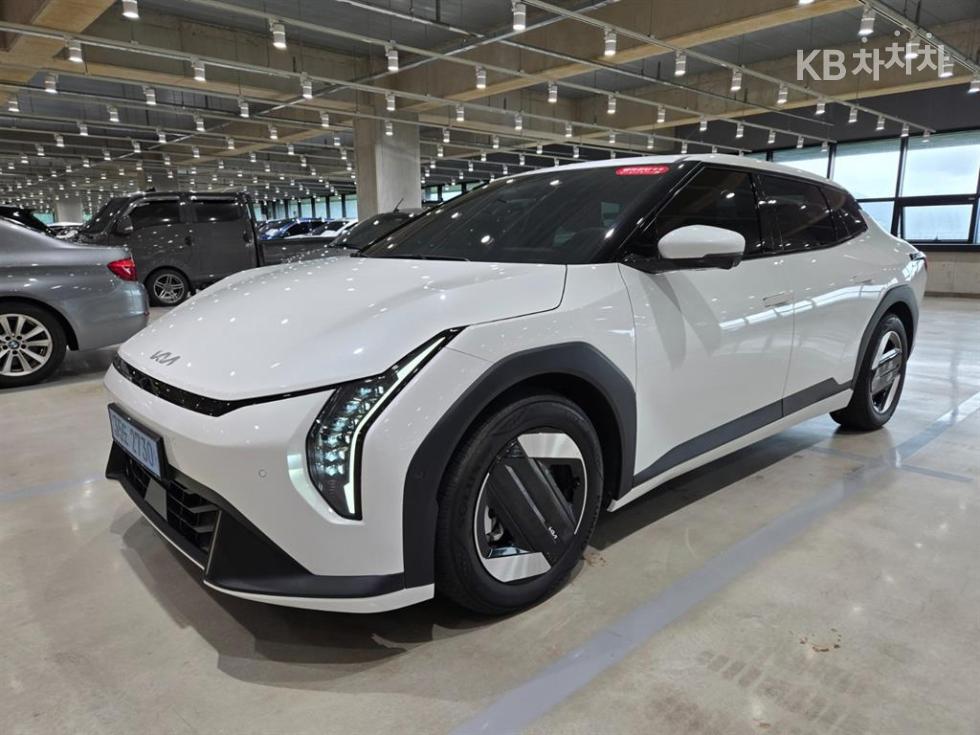 기아 EV4 2025년식 기아 EV4 롱레인지 2WD 어스