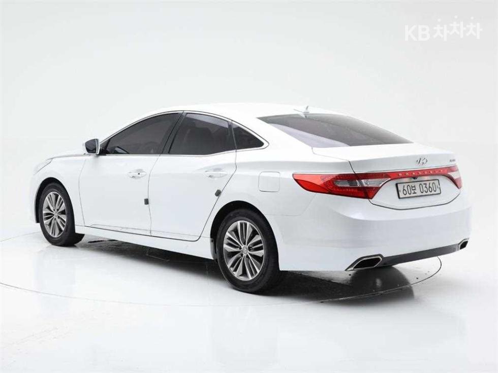 Hyundai Grandeur — miniaturë 4