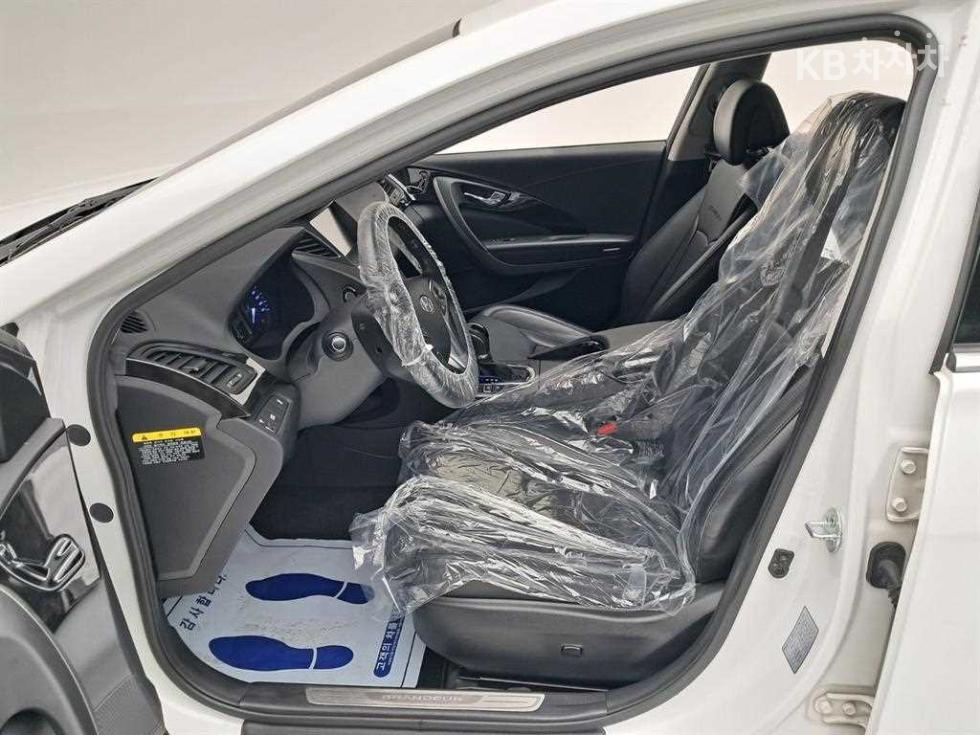 Hyundai Grandeur — miniaturë 11