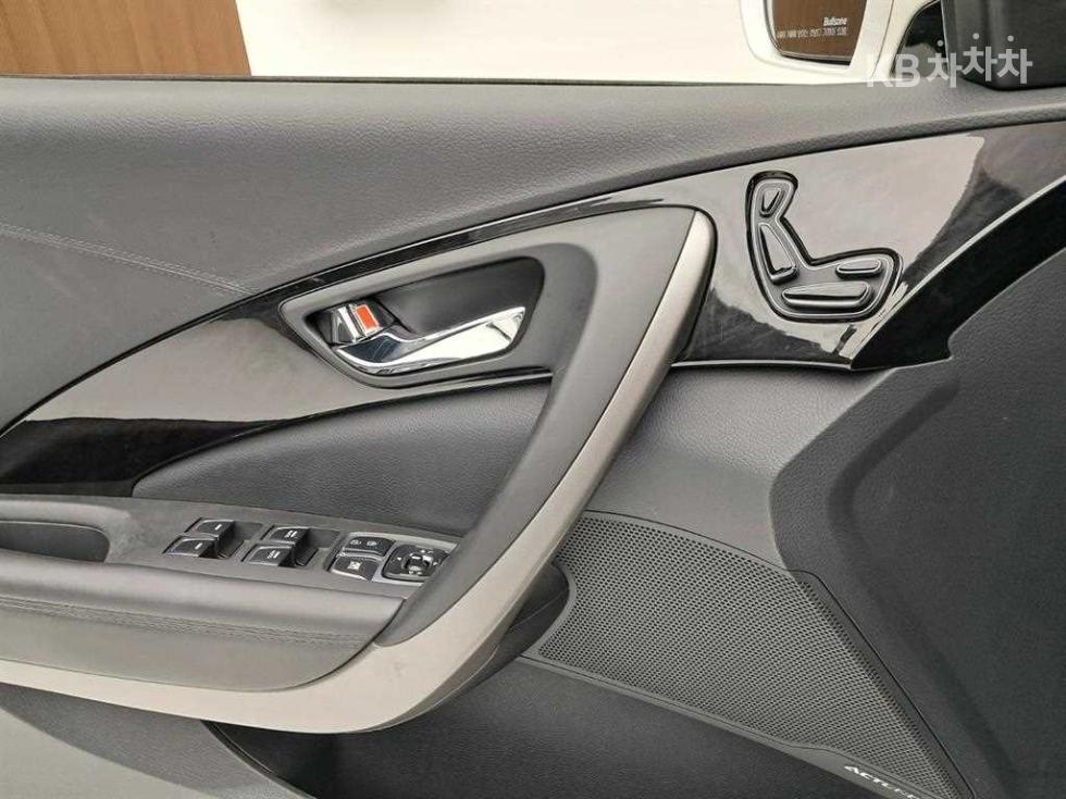 Hyundai Grandeur — miniaturë 13
