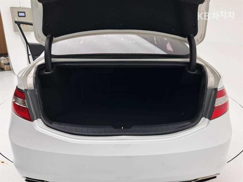 Hyundai Grandeur — miniaturë 18