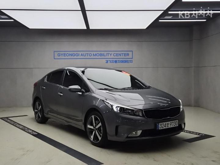 Kia K3 Trendy Style — foto 1