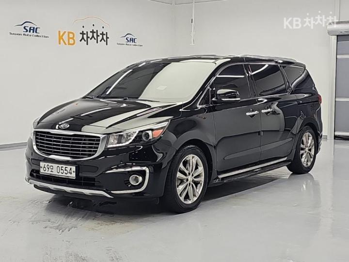 Kia Carnival — foto 1