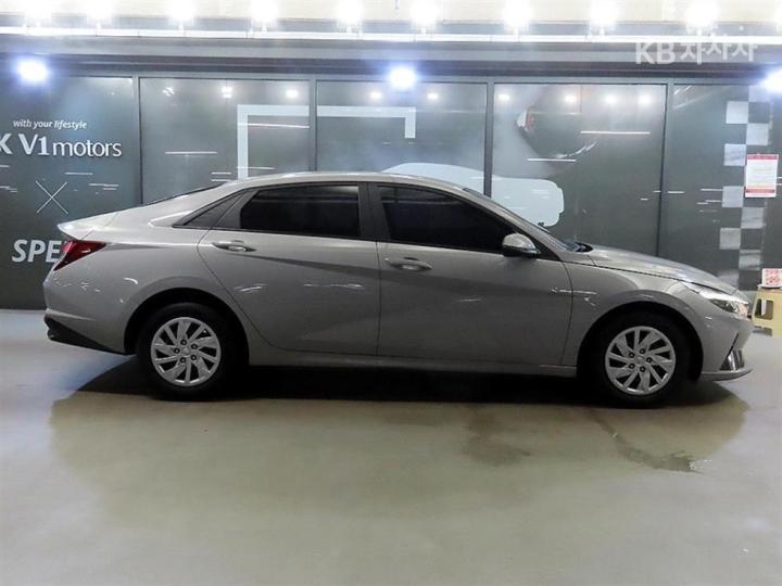 Hyundai Avante — miniaturë 3
