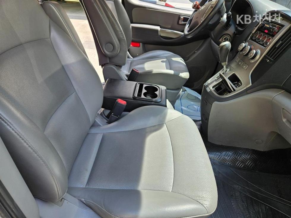 Hyundai Starex — miniaturë 12
