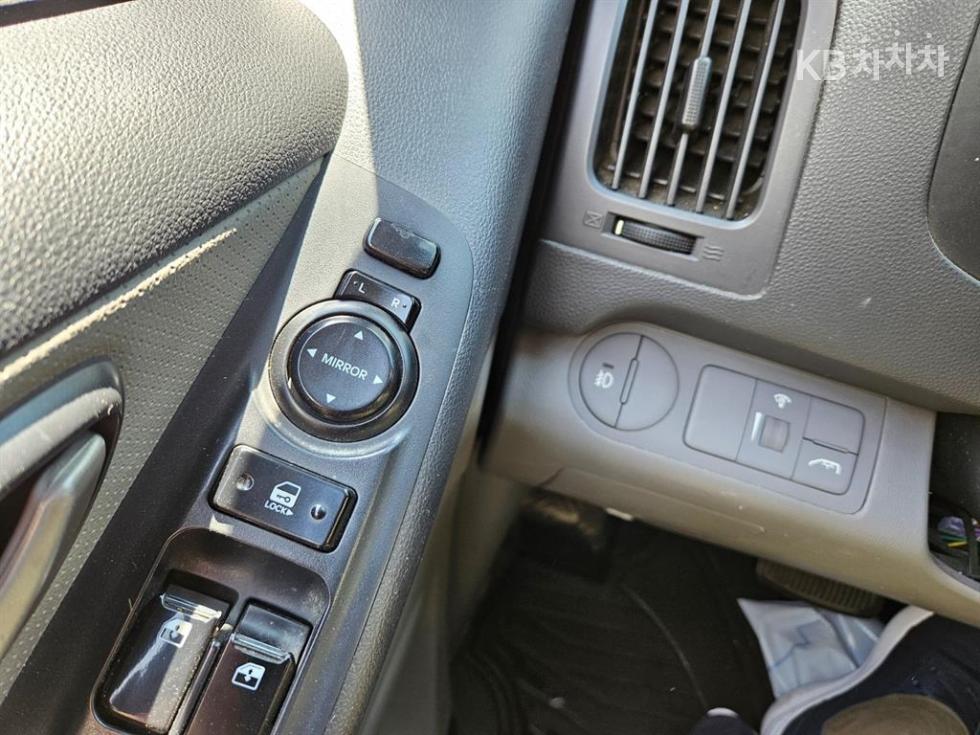 Hyundai Starex — miniaturë 18