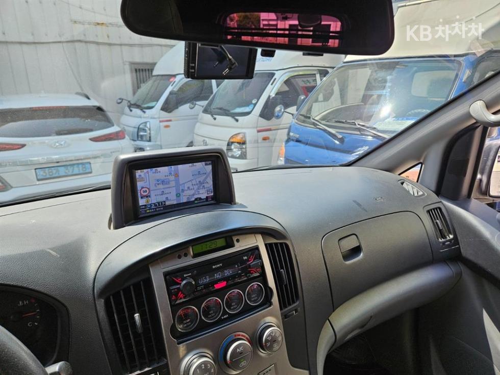 Hyundai Starex — miniaturë 19