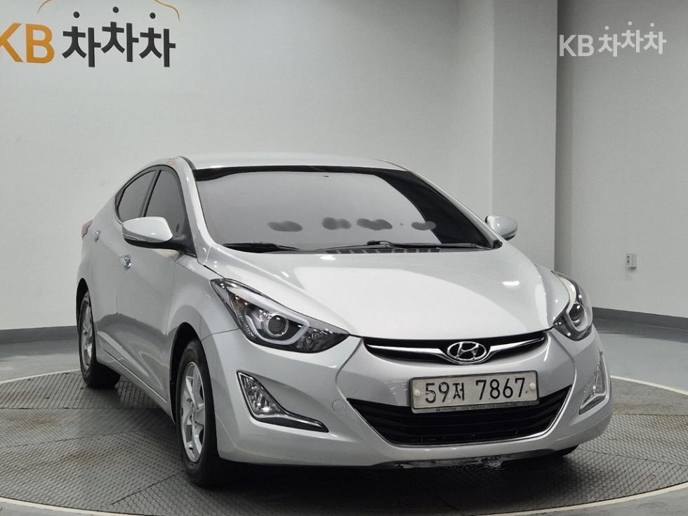 Hyundai Avante — miniaturë 4