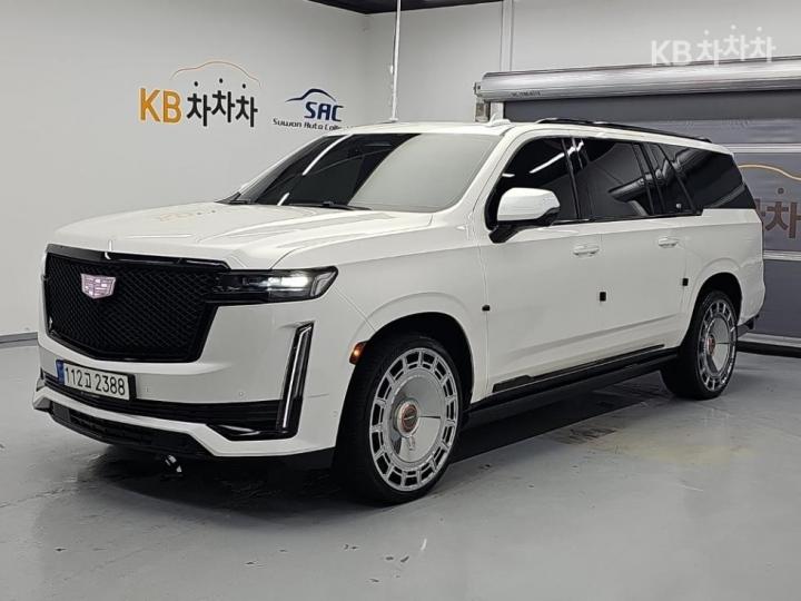 Cadillac Escalade 6.2 V8 ESV Sport Platinum — foto 1