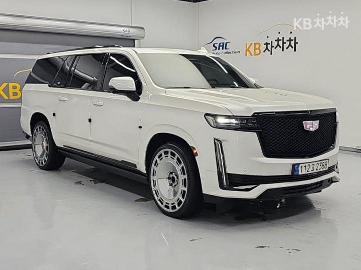 Cadillac Escalade — miniaturë 4