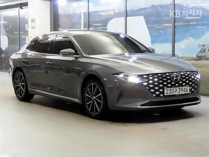 Hyundai Grandeur LPi 3.0 렌터카 프리미엄 — foto 1
