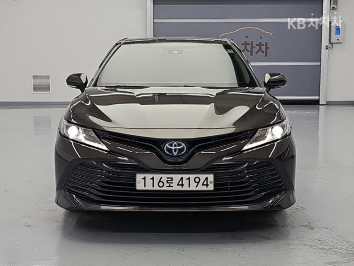 Toyota Camry — miniaturë 2