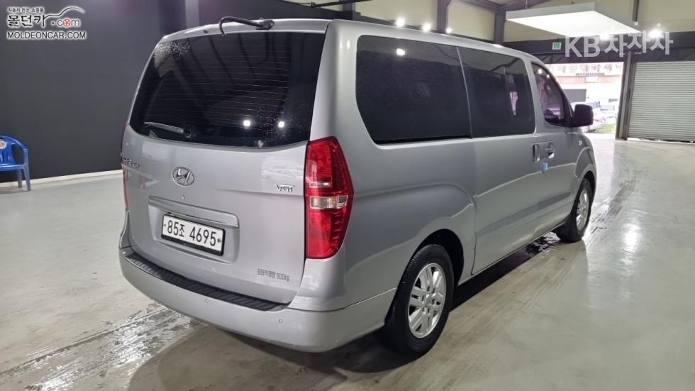 Hyundai Starex — miniaturë 2