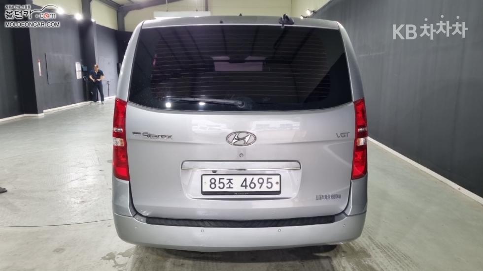 Hyundai Starex — miniaturë 4