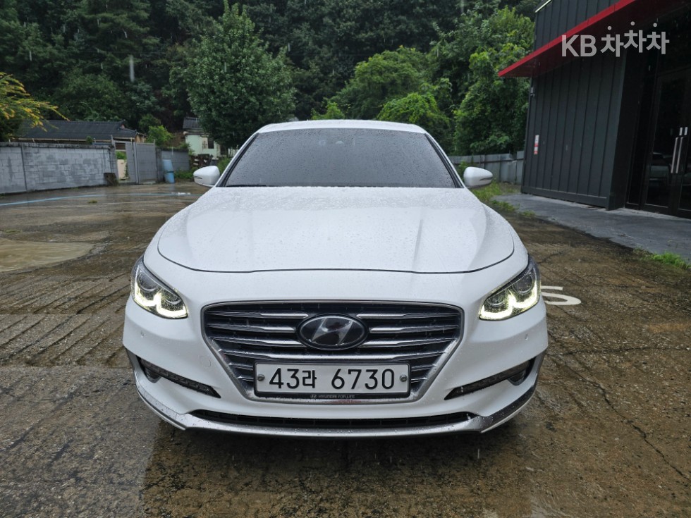 Hyundai Grandeur