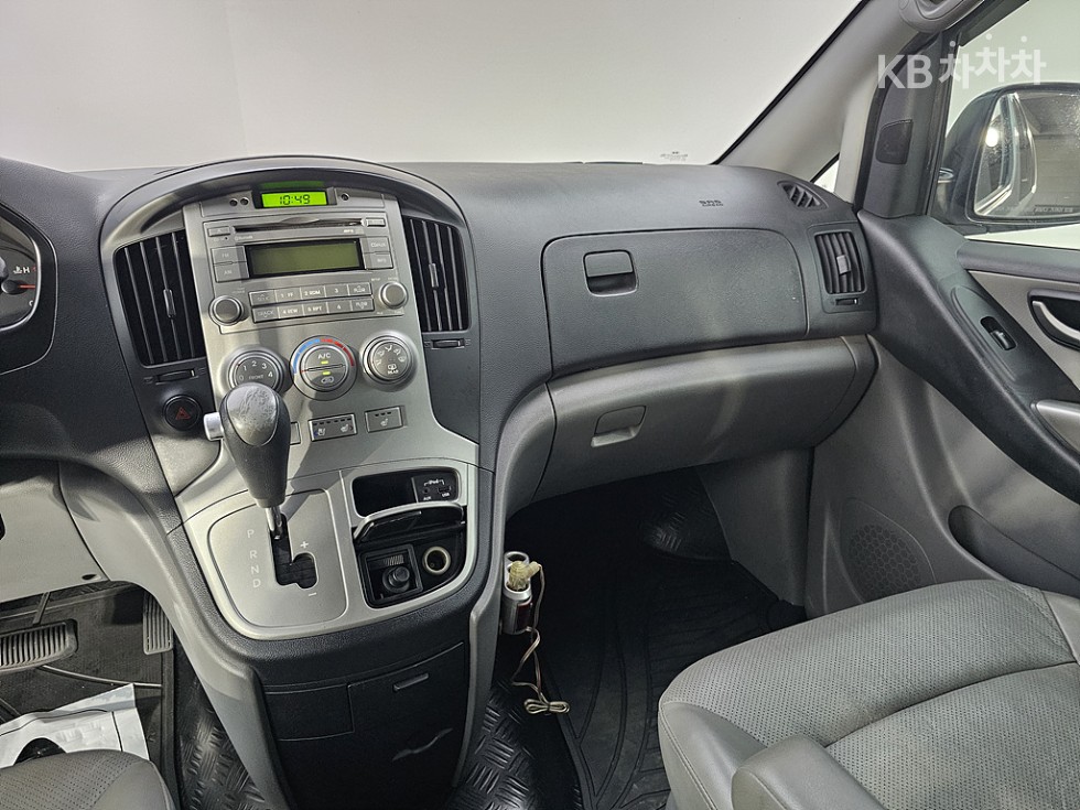 Hyundai Starex — miniaturë 10