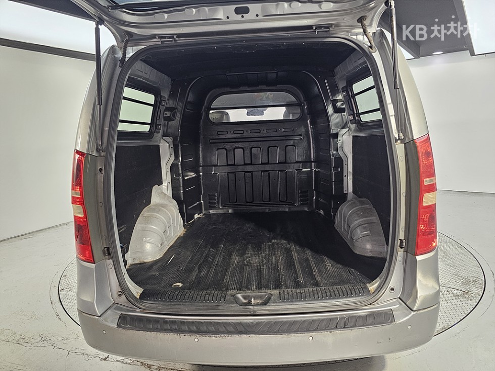 Hyundai Starex — miniaturë 19