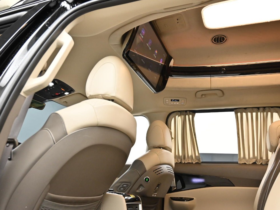 Kia Carnival — miniaturë 7