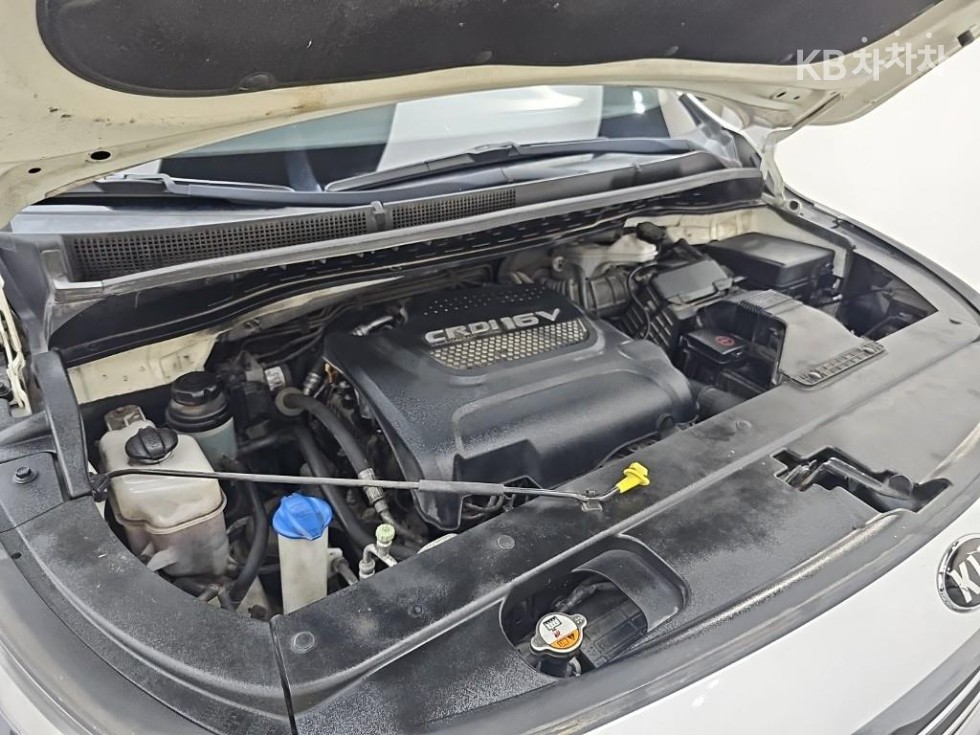 Kia Carnival — miniaturë 6