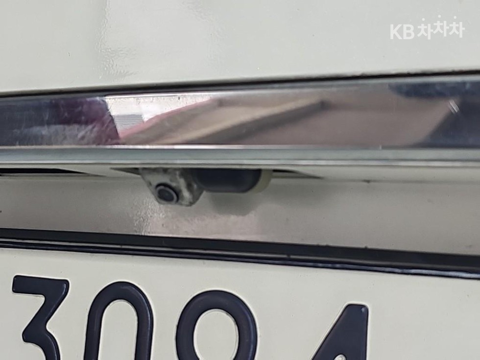 Kia Carnival — miniaturë 13