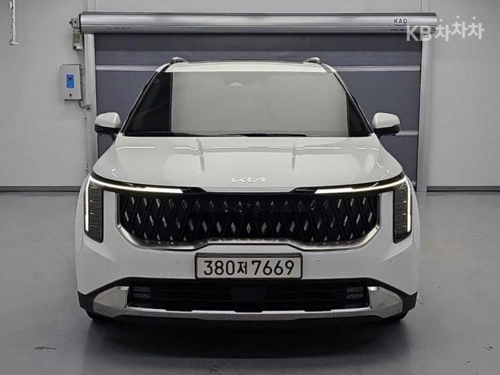 Kia Carnival — miniaturë 3