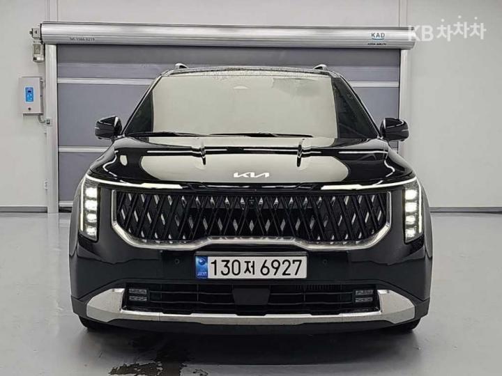 Kia Carnival — miniaturë 2