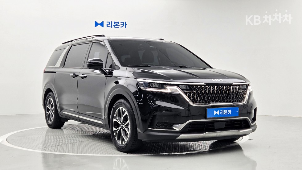 Kia Carnival — miniaturë 3