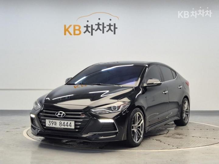 Hyundai Elantra 1.6 터보 스포츠 — foto 1