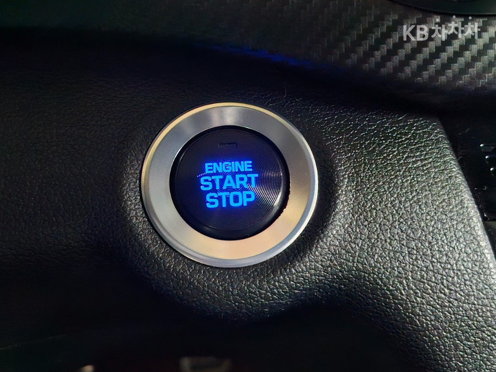 Hyundai Elantra — miniaturë 12
