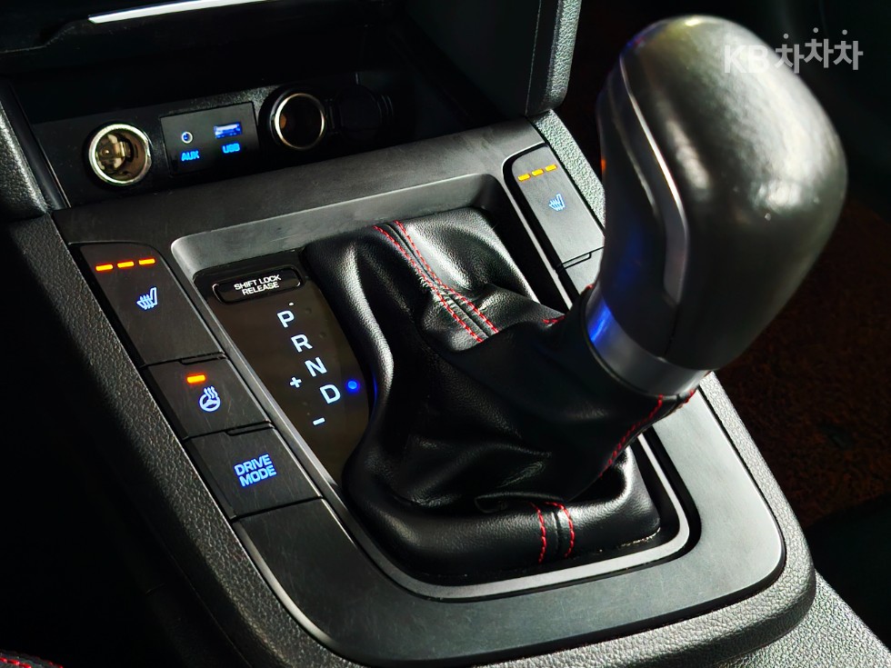 Hyundai Elantra — miniaturë 13