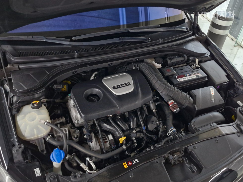 Hyundai Elantra — miniaturë 20