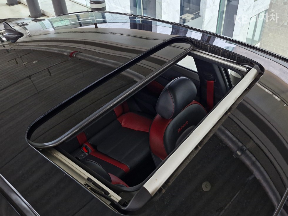 Hyundai Elantra — miniaturë 5