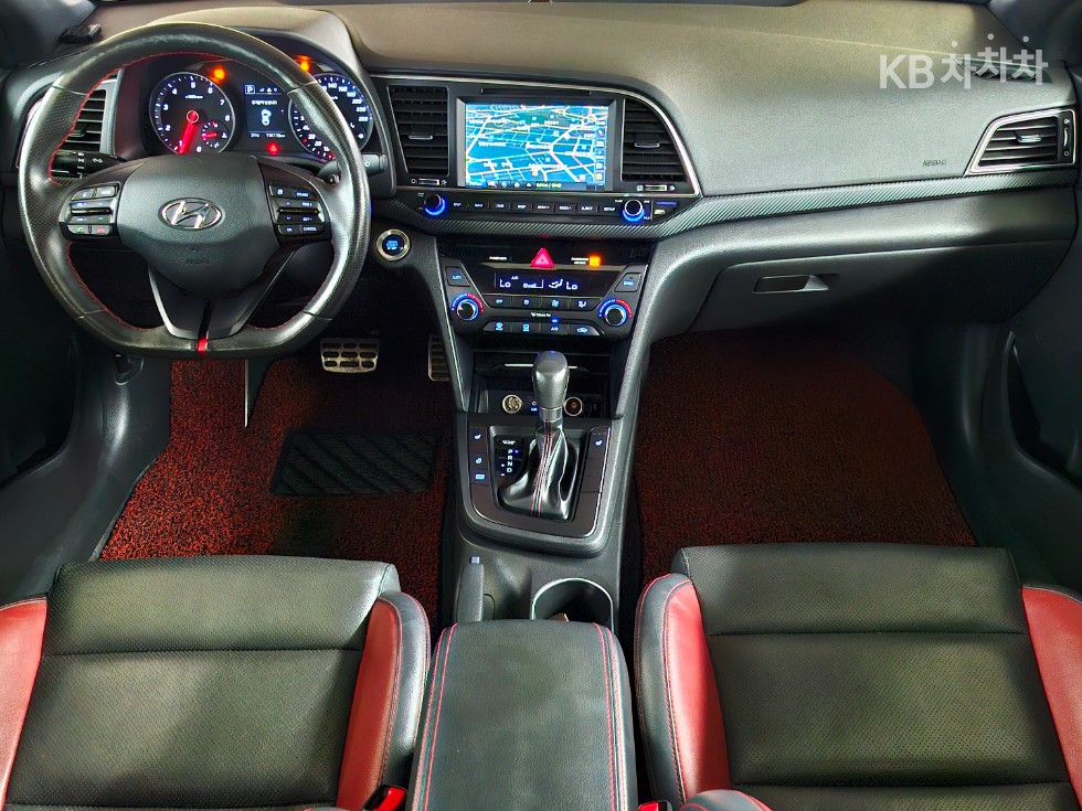 Hyundai Elantra — miniaturë 6