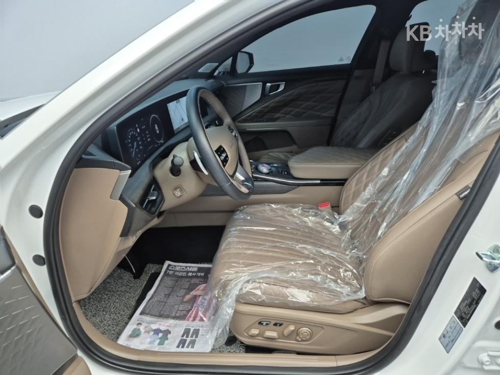 Kia K8 — miniaturë 11